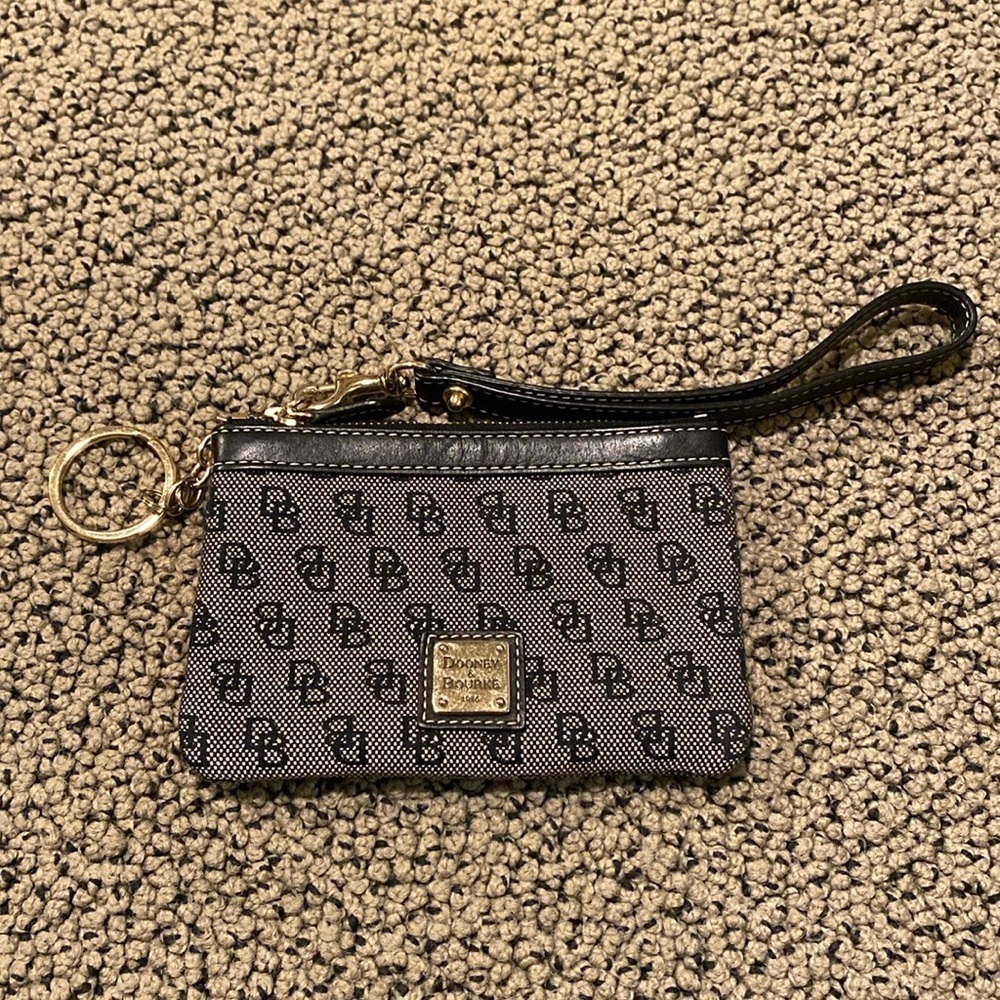 Dooney & Bourke Wristlet/Keychain in Like New Condition